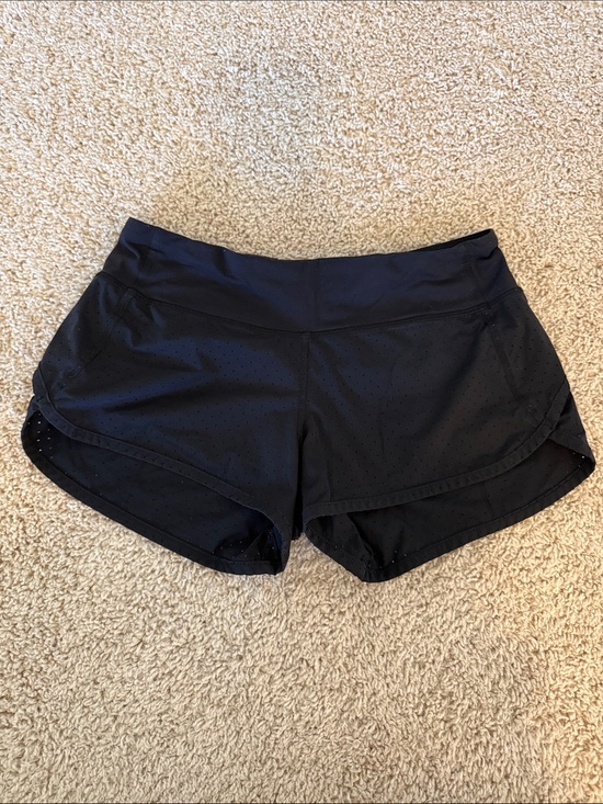 lululemon athletica Pants - lululemon Black Women’s, Speed Shorts 2.5 in, Size 4